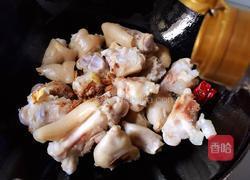 杀猪菜之红烧猪蹄的做法图解8