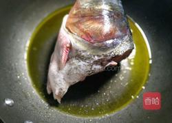红烧鱼头焖豆腐的做法图解3