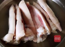 杀猪菜之猪蹄冻的做法图解2