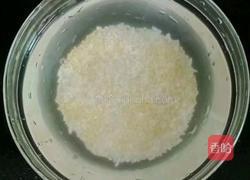 双米雪梨粥 (宝宝辅食）的做法图解1