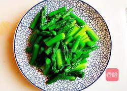 芦笋炒鸡蛋的做法图解2