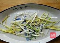 葱油黄花鱼的做法图解3
