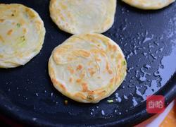 葱油饼的做法图解10
