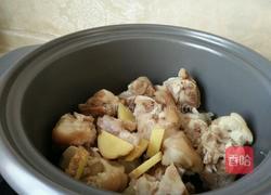 猪蹄冻的做法图解1