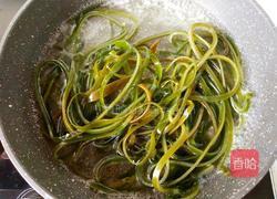 凉拌海带丝的做法图解2