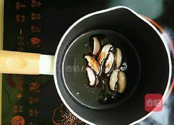 煎香菇片蒸豆腐的做法图解4