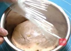 核桃软欧的做法图解8