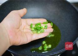 虾仁炒面的做法图解3