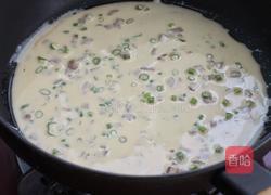 葱花培根鸡蛋饼的做法图解6