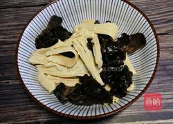#河北菜#木耳拌腐竹的做法图解2