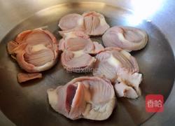 浇汁鸡胗的做法图解1