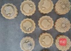 广式红豆沙月饼的做法图解8