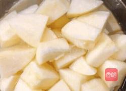 拔丝苹果的做法图解1