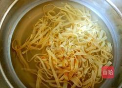 凉拌豆腐丝的做法图解3