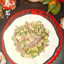 黄瓜鸡蛋炒皮皮虾肉的做法[图]