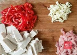 千豆腐炒肉的做法图解2