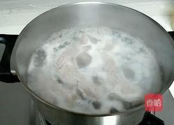 豆腐番茄脆骨汤的做法图解4