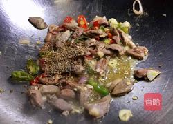 孜然炒鸡心的做法图解5