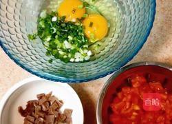 四川-番茄牛肉蛋饼的做法图解1