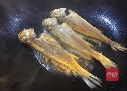 红烧小黄鱼的做法图解5