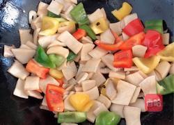 三椒炒菇（彩椒炒杏鮑菇）的做法圖解5