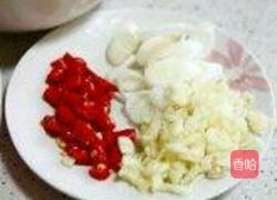 豆角碎炒肉沫的做法图解2