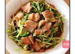 五花肉炒香芹的做法图解7