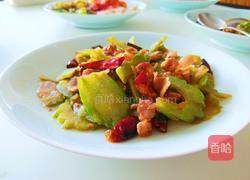 五花肉炒苦瓜片的做法图解10