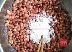 酥脆花生的做法图解1