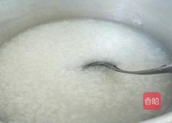瘦肉粥的做法图解2