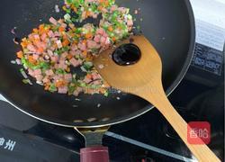 酱油炒饭的做法图解5
