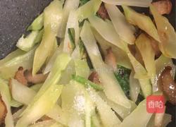 粤式－莴笋炒腊肉的做法图解3