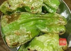 虎皮辣椒的做法图解1