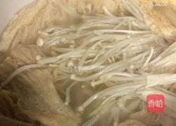 番茄豆腐牛奶杂锦汤的做法图解2