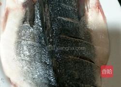 自创香辣烤鱼的做法图解1