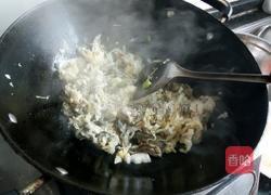 海蛎子炒鸡蛋的做法图解6