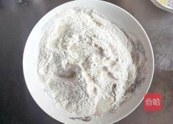 韭菜馅薄饼的做法图解3