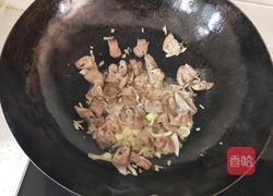 辣椒炒肥肠的做法图解11