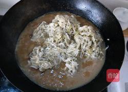 排骨炖酸菜的做法图解17