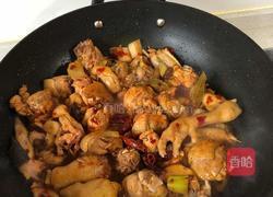 啤酒魔芋炖鸡的做法图解6