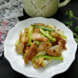 大蒜炒猪头肉的做法[图]