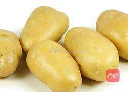 青红椒爆土豆丝的做法图解1