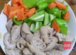 Illustration of how to make spicy pepper sausage 1