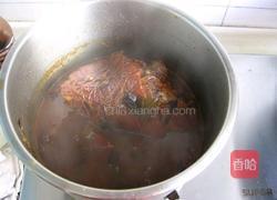 酱肘子的做法图解11