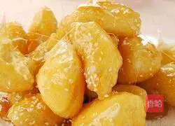 Illustration of how to make shredded potatoes 6