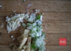 辣白菜汤的做法图解1