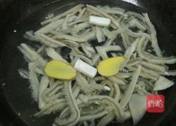 西兰花炒牛肚的做法图解3