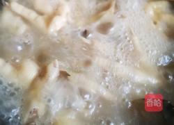 凉拌鸡爪莲藕的做法图解2