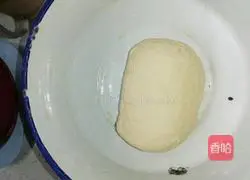 Illustration of how to make leek and egg buns 2