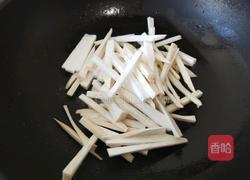 耗油杏鲍菇炒尖椒 肉嘟嘟比肉还好吃的做法图解3
